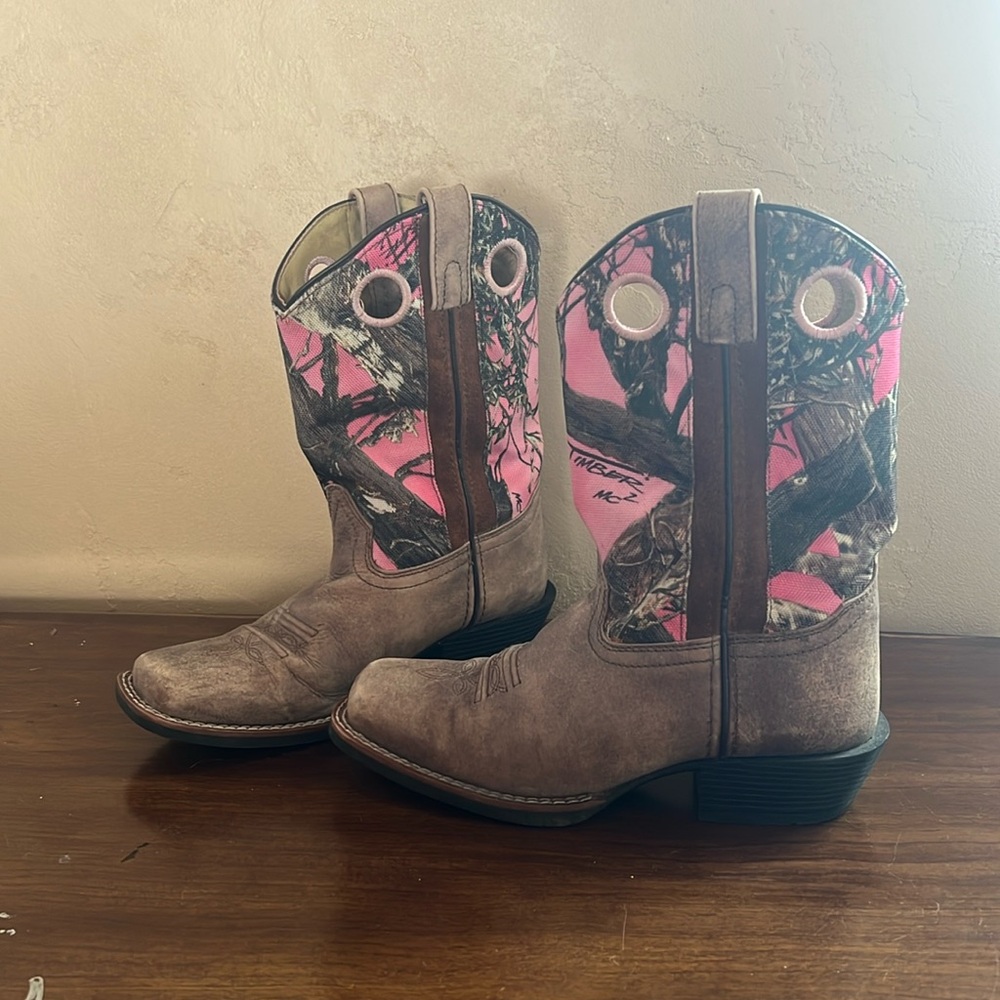 Smoky Mountain kids boots. Size 3.